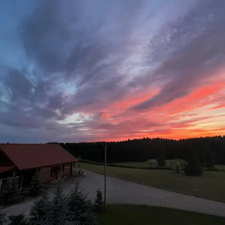 Funaberia -25 Hektarowa Luksusowa Posiadlosc Z Basenem, Jacuzzi, Sauna, Boiskiem Wielofunkcyjnym