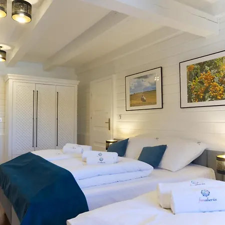 度假居 Funaberia -25 Hektarowa Luksusowa Posiadlosc Z Basenem, Jacuzzi, Sauna, Boiskiem Wielofunkcyjnym Skop