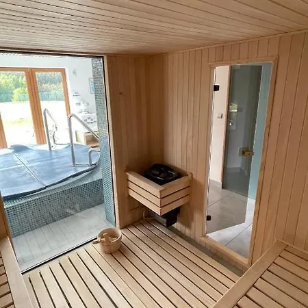 Funaberia -25 Hektarowa Luksusowa Posiadlosc Z Basenem, Jacuzzi, Sauna, Boiskiem Wielofunkcyjnym