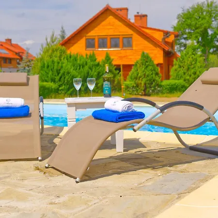 Ferienhaus Funaberia -25 Hektarowa Luksusowa Posiadlosc Z Basenem, Jacuzzi, Sauna, Boiskiem Wielofunkcyjnym *