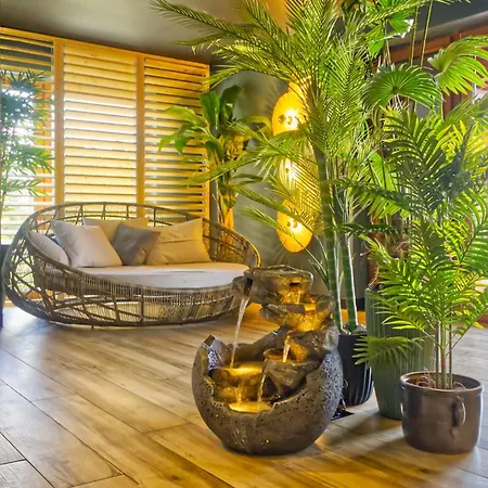 Funaberia -25 Hektarowa Luksusowa Posiadlosc Z Basenem, Jacuzzi, Sauna, Boiskiem Wielofunkcyjnym