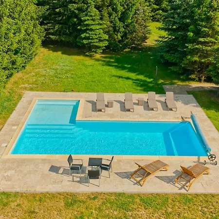Funaberia -25 Hektarowa Luksusowa Posiadlosc Z Basenem, Jacuzzi, Sauna, Boiskiem Wielofunkcyjnym * Skop