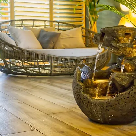 Funaberia -25 Hektarowa Luksusowa Posiadlosc Z Basenem, Jacuzzi, Sauna, Boiskiem Wielofunkcyjnym 度假居