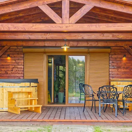 度假居 Funaberia -25 Hektarowa Luksusowa Posiadlosc Z Basenem, Jacuzzi, Sauna, Boiskiem Wielofunkcyjnym *